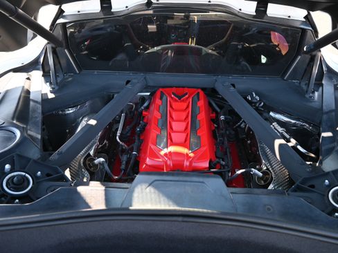 Used 2023 Chevrolet Corvette Stingray Coupe w/ Z51 Performance Package image 32