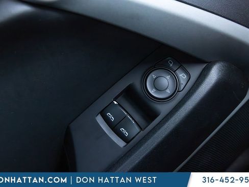 Used 2020 Chevrolet Camaro LT RWD image 11