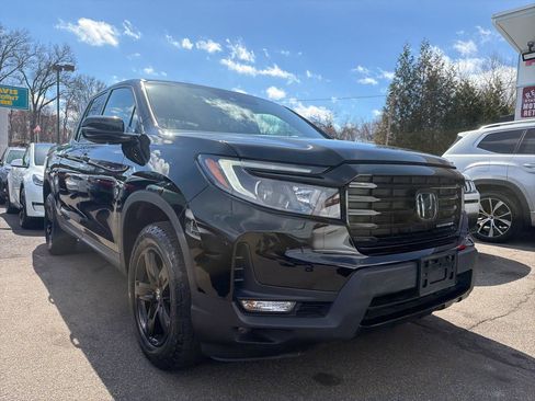 Used 2023 Honda Ridgeline Black Edition image 3