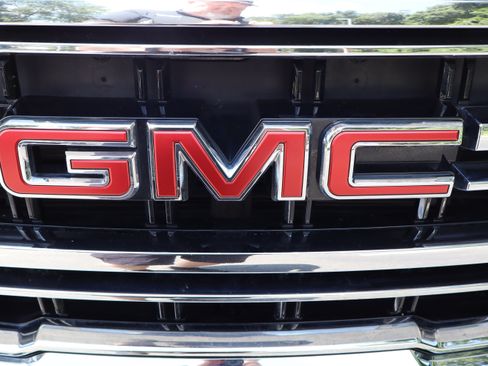 Used 2023 GMC Yukon SLT RWD image 62