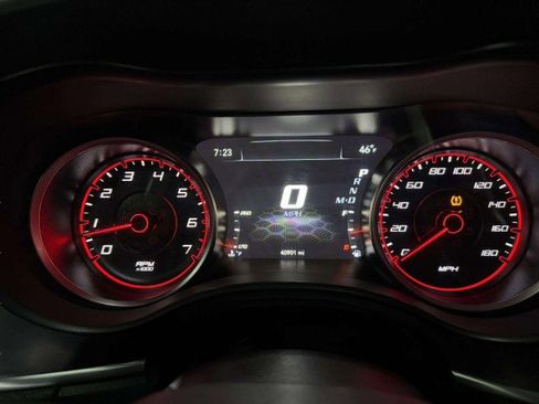 Used 2020 Dodge Charger Scat Pack image 35