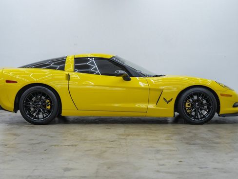 Used 2012 Chevrolet Corvette Coupe w/ 3LT Preferred Equipment Group image 4