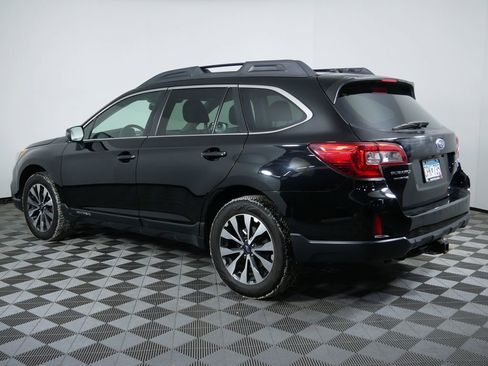 Used 2015 Subaru Outback 3.6R Limited image 6