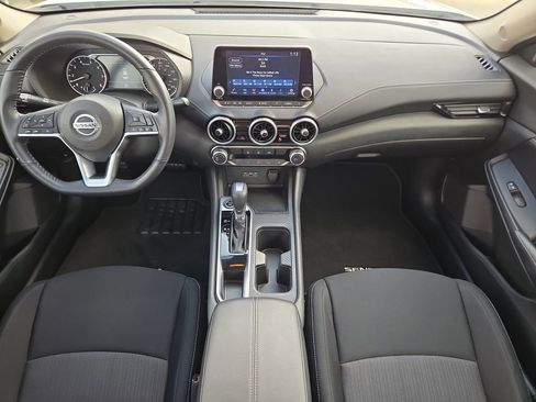 Used 2022 Nissan Sentra SV image 14