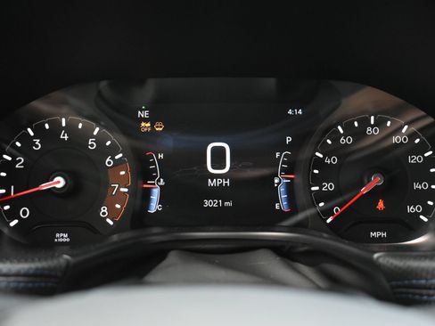 Used 2026 Jeep Compass Latitude AWD/4WD image 31
