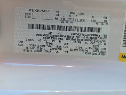 Used 2023 Ford Bronco Badlands image 12