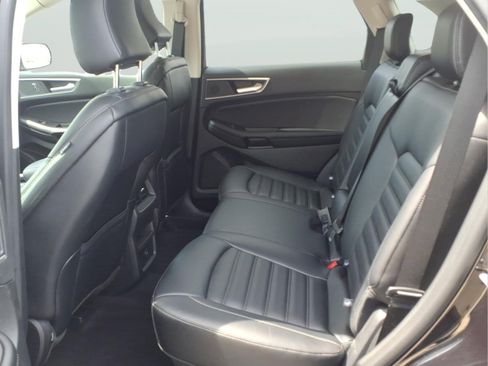 Used 2024 Ford Edge SEL AWD/4WD image 13