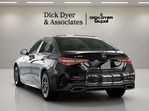 Used 2025 Mercedes-Benz C 300 Sedan image 17