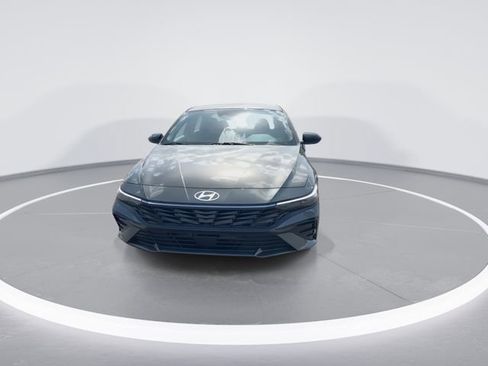 New 2026 Hyundai Elantra SEL Sport Premium FWD image 3