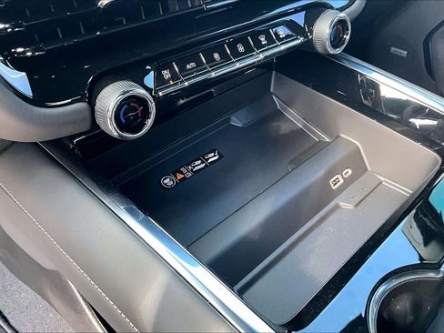 New 2026 Chevrolet Tahoe Premier w/ Sun And Tow Package image 19