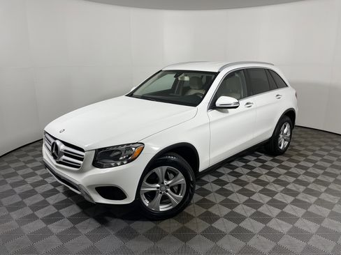 Used 2016 Mercedes-Benz GLC 300 image 1