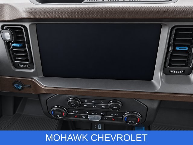 Used 2023 Ford Bronco Outer Banks AWD/4WD image 18