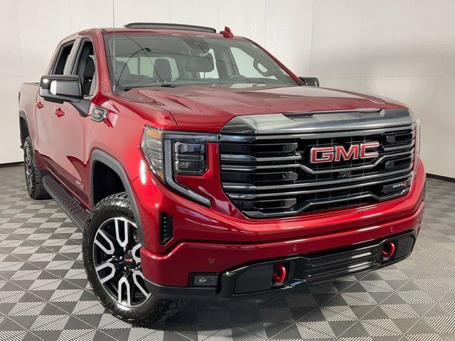 Used 2024 GMC Sierra 1500 AT4 w/ Technology Package AWD/4WD image 46