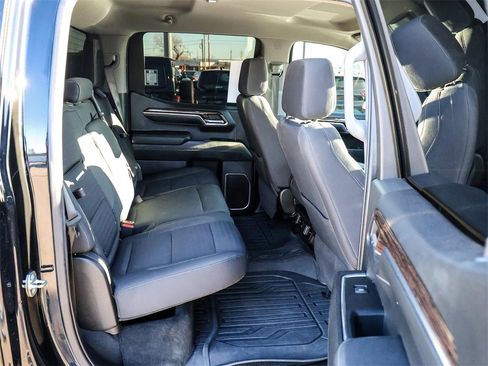 Used 2024 GMC Sierra 1500 Elevation image 17