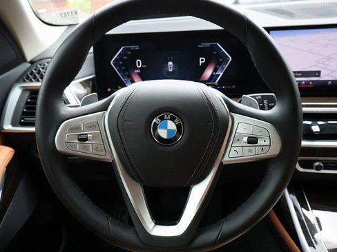 Used 2024 BMW X7 xDrive40i w/ Climate Comfort Package AWD/4WD image 41