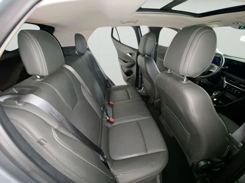 Used 2024 Buick Encore GX Sport Touring w/ Experience Buick Package FWD image 13