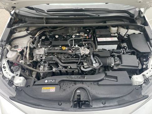 Used 2024 Toyota Corolla SE w/ SE Package FWD image 21
