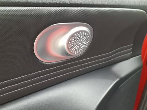 Used 2021 Hyundai Elantra SEL w/ Convenience Package image 26