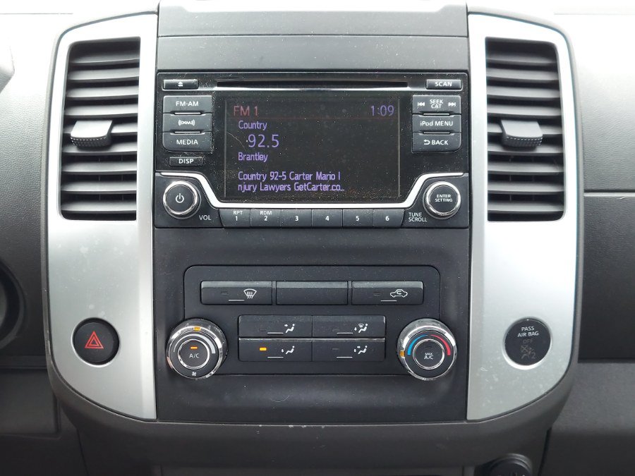 Used 2017 Nissan Frontier SV RWD image 13