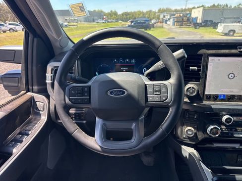 Used 2025 Ford F250 Lariat w/ Lariat Ultimate Package image 12