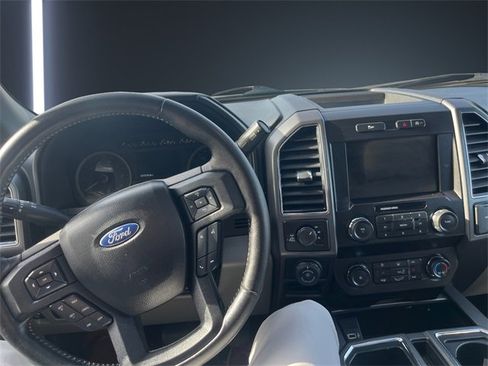 Used 2019 Ford F150 XLT w/ Equipment Group 302A Luxury image 10