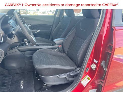 Certified 2022 Nissan Kicks SV FWD image 12