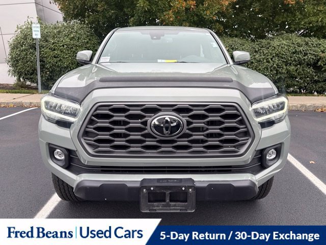 Certified 2022 Toyota Tacoma TRD Off-Road AWD/4WD image 21
