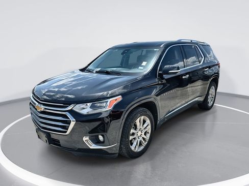 Used 2020 Chevrolet Traverse High Country FWD image 1