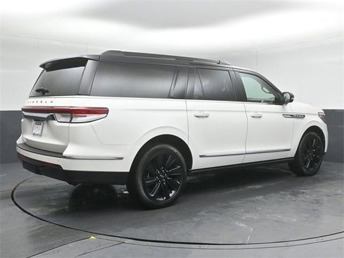 Used 2023 Lincoln Navigator L Black Label image 7