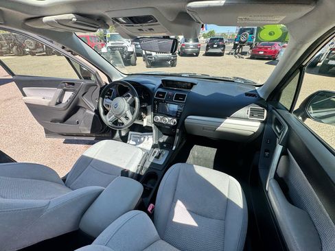 Used 2018 Subaru Forester 2.5i Premium AWD/4WD image 23
