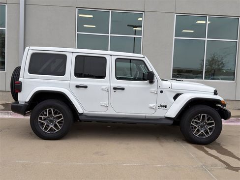 New 2025 Jeep Wrangler Sahara image 4