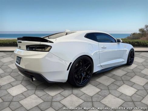 Used 2018 Chevrolet Camaro SS RWD image 19