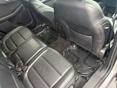 Used 2022 Ford Escape SEL AWD/4WD image 11