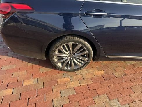Used 2019 Genesis G80 5.0 Ultimate RWD image 15
