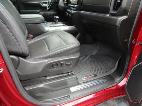 Used 2024 Chevrolet Silverado 1500 LTZ AWD/4WD image 12