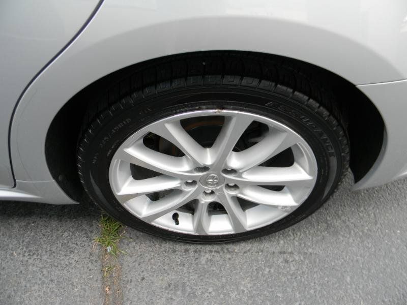 Used 2013 Toyota Avalon Limited FWD image 26