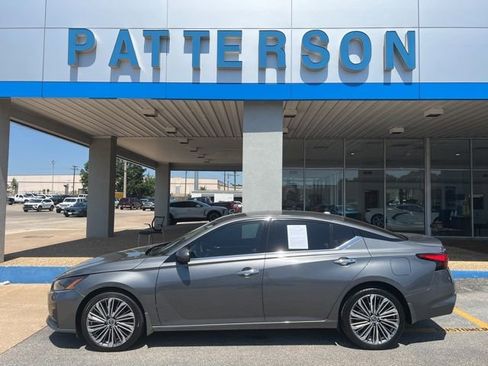 Used 2024 Nissan Altima 2.5 SL AWD/4WD image 2