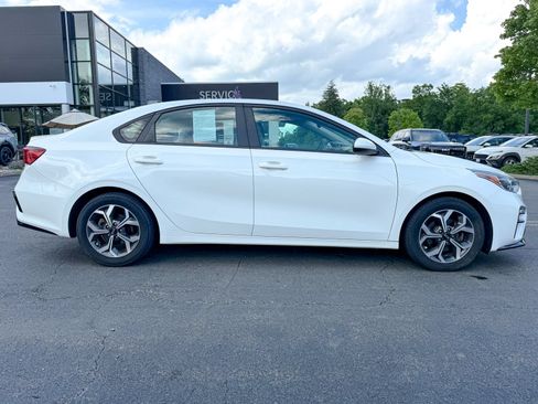 Used 2020 Kia Forte LXS FWD image 5