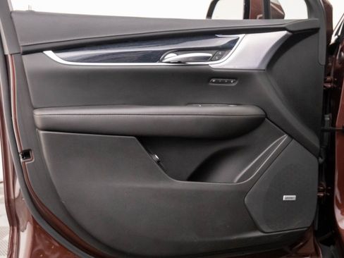 Certified 2023 Cadillac XT5 Premium Luxury image 16