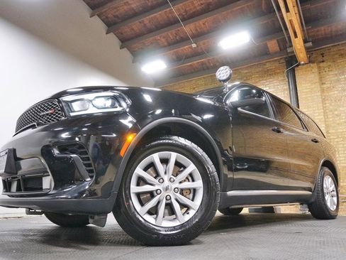 Used 2023 Dodge Durango AWD w/ Skid Plate Group image 3