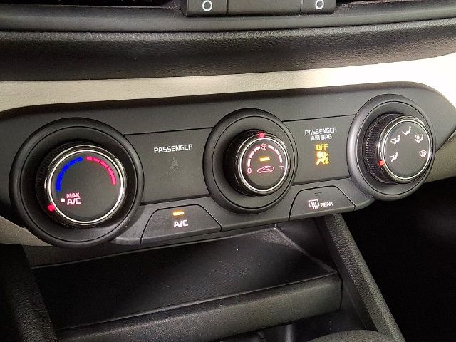 Used 2023 Kia Forte LXS w/ LXS Technology Package FWD image 17