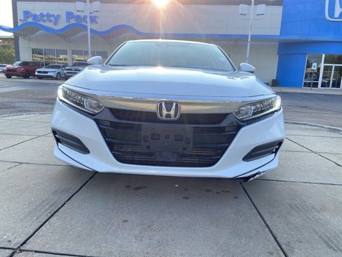 Used 2019 Honda Accord LX image 3