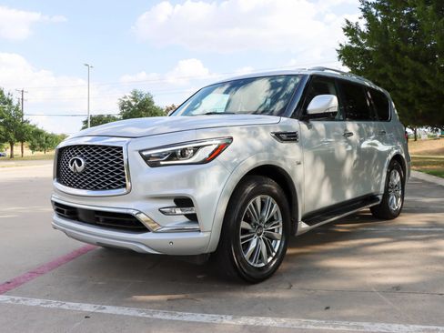Used 2020 INFINITI QX80 Luxe w/ Proassist Package AWD/4WD image 3
