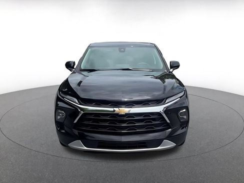 Used 2026 Chevrolet Blazer LT FWD image 4