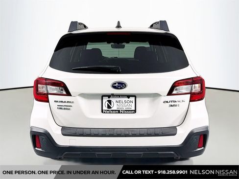 Used 2019 Subaru Outback 3.6R Limited w/ Popular Package #2 AWD/4WD image 6