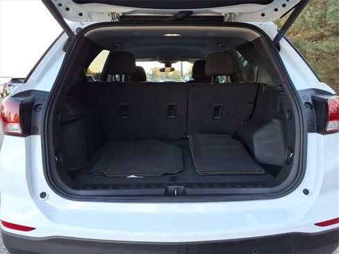 Certified 2024 Chevrolet Equinox LT image 8