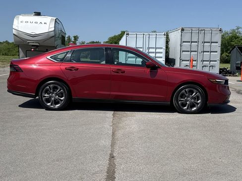 Used 2023 Honda Accord EX image 2