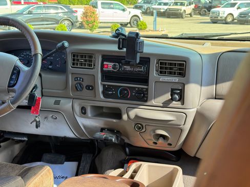 Used 2004 Ford F350 King Ranch AWD/4WD image 17