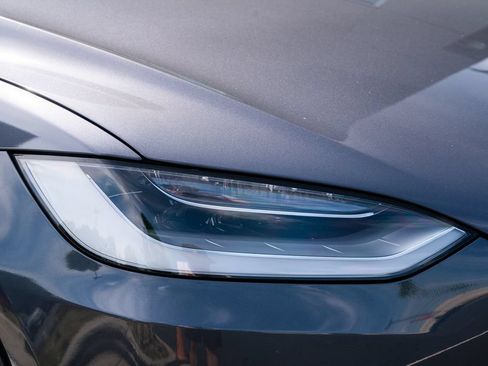 Used 2023 Tesla Model X AWD/4WD image 7