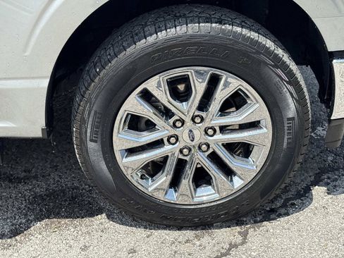 Used 2024 Ford F150 Lariat w/ Tow/Haul Package AWD/4WD image 8